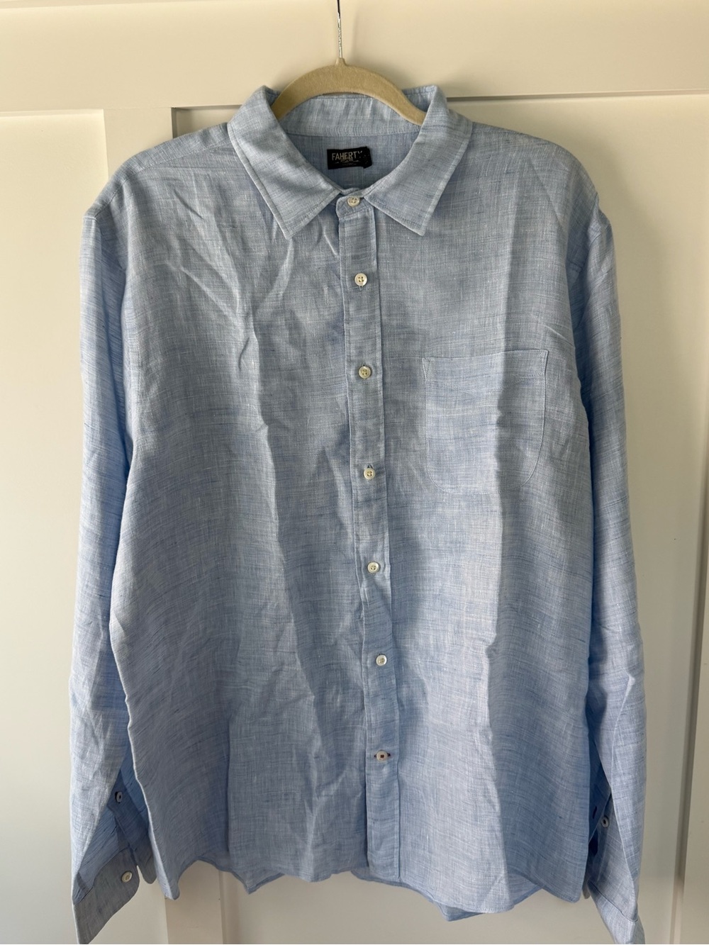 Faherty Men's Pale Blue Linen Button-Down Shirt